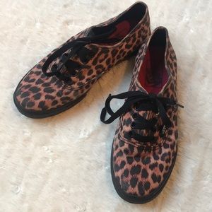 Cheetah print vans!